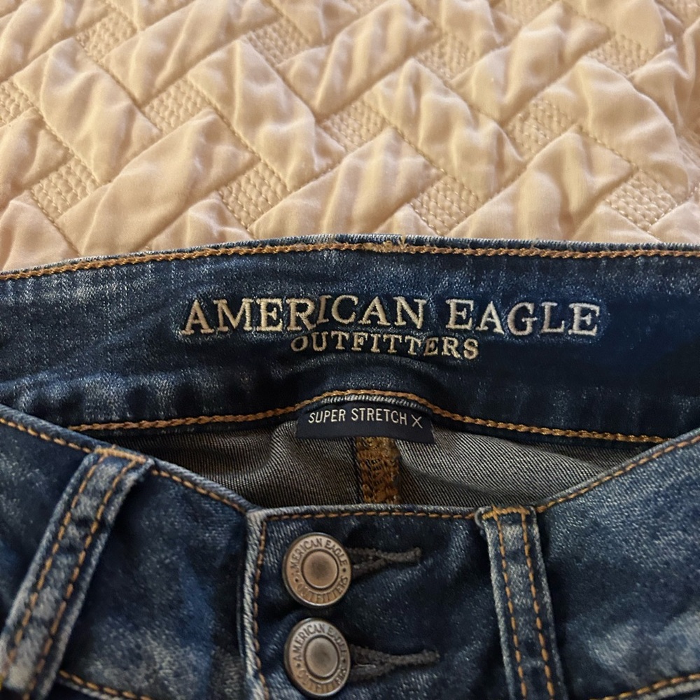 American Eagle Outfitters Super Stretch Blue Jeans